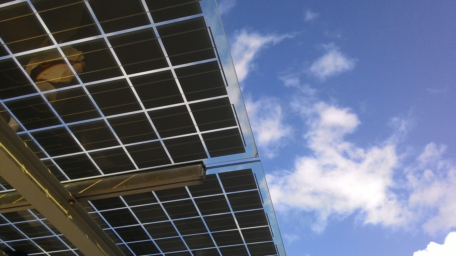 placas solares para empresas y comercios en Madrid